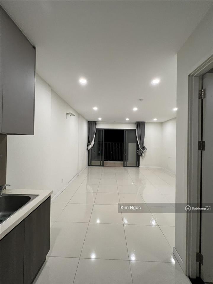 Bán nhanh căn hộ officetel cc lavida plus 30m²  giá 2tỷ. gọi em ngọc 0979 191 ***