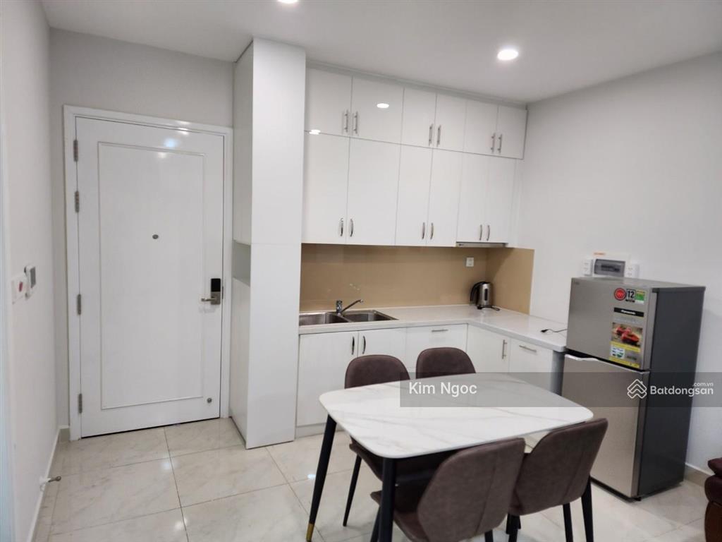 Bán căn hộ officetel cc saigon mia 40m²  giá 2tỷ5, sẵn nội thất cơ bản. gọi em ngọc 0979 191 ***
