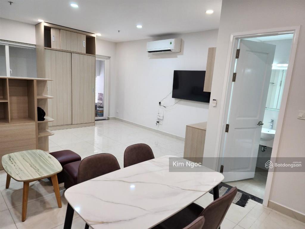Bán căn hộ officetel cc saigon mia 40m²  giá 2tỷ5, sẵn nội thất cơ bản. gọi em ngọc 0979 191 ***