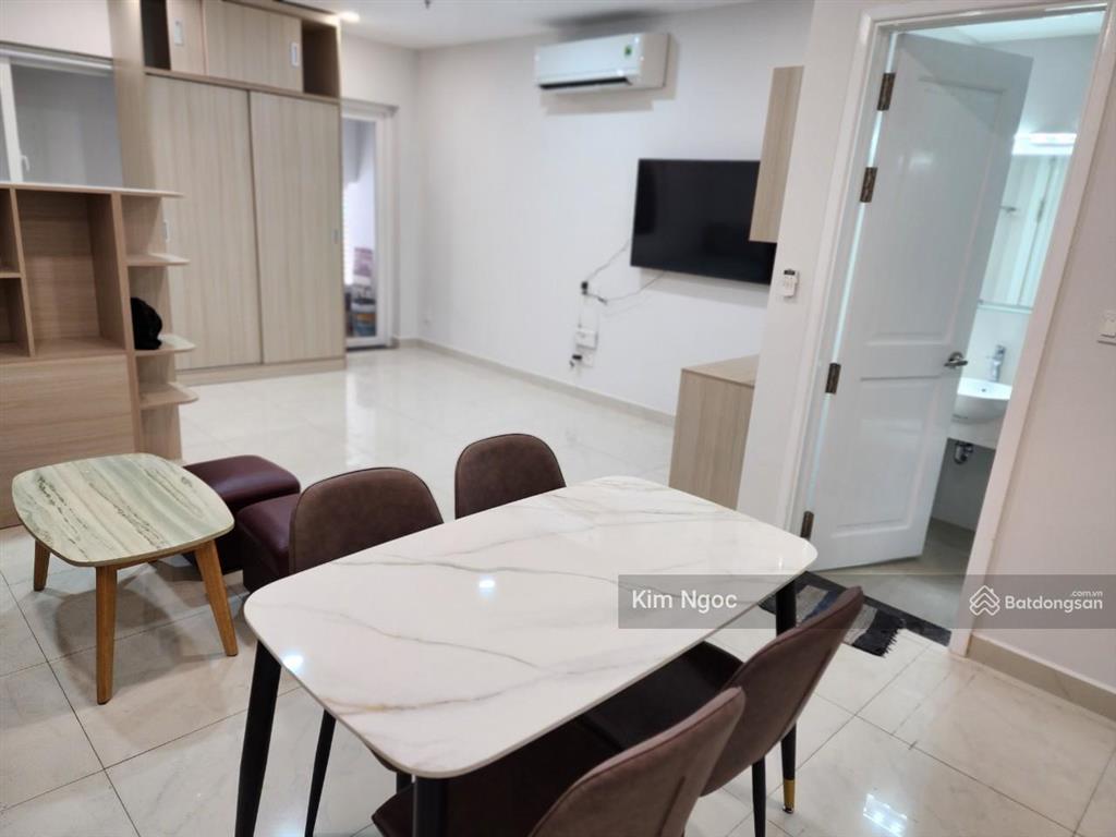 Bán căn hộ officetel cc saigon mia 40m²  giá 2tỷ5, sẵn nội thất cơ bản. gọi em ngọc 0979 191 ***