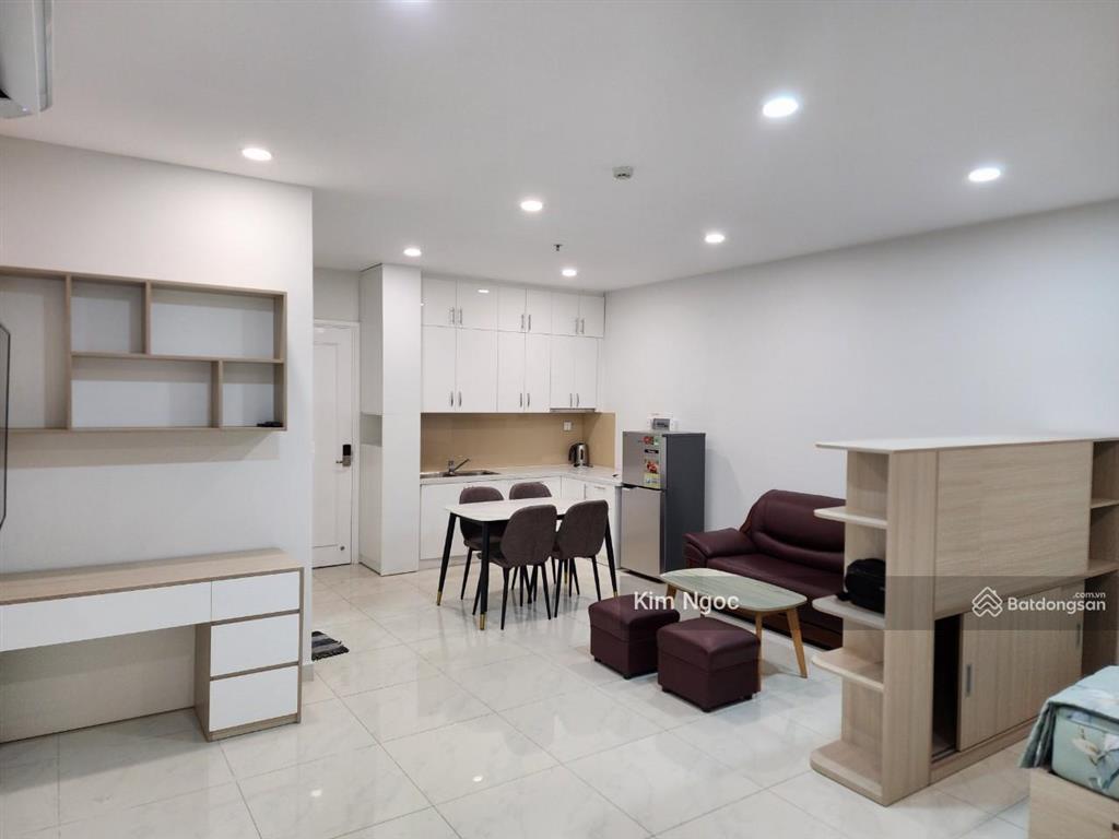 Bán căn hộ officetel cc saigon mia 40m²  giá 2tỷ5, sẵn nội thất cơ bản. gọi em ngọc 0979 191 ***