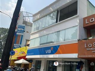 Góc 2mt 93 nguyễn thái học q1 | 8.6x20m | 3 tầng | hđt 150tr/tháng |