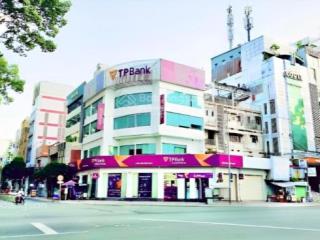 Góc 2mt 68 quang trung | 12x18m | 3 tầng | cho thuê 250tr/tháng | giá 42 tỷ |