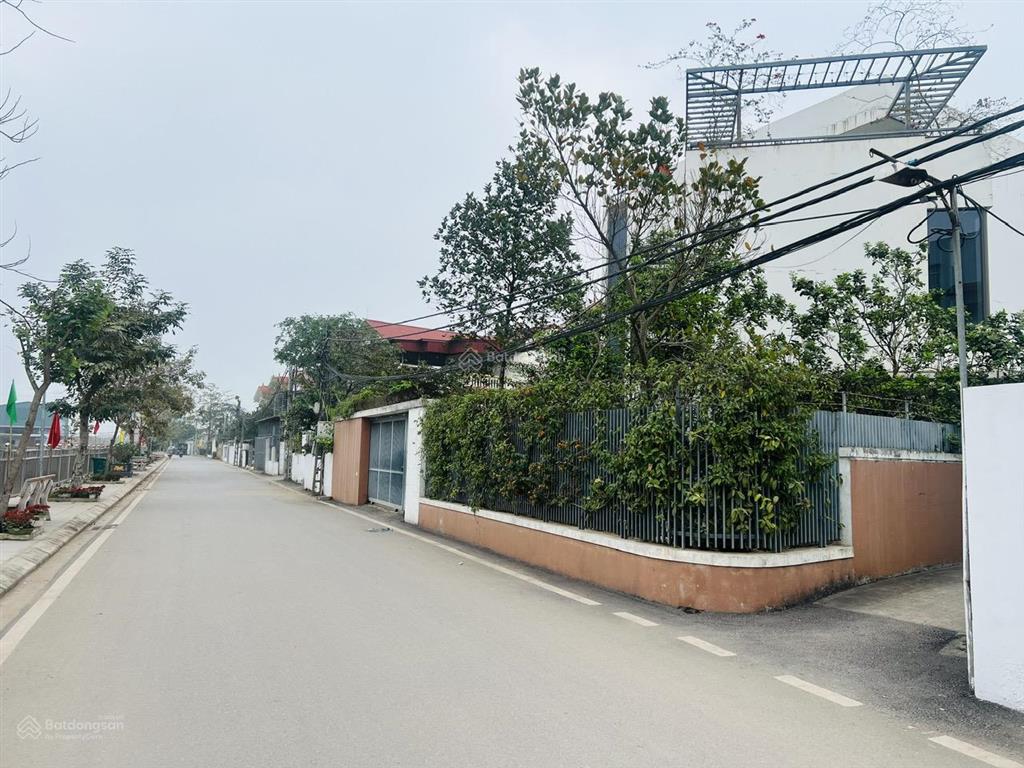 Cực đẹp! bán 1000m2 view hồ tại văn giang, hưng yên, cạnh dự án xuân cầu, đường di sản