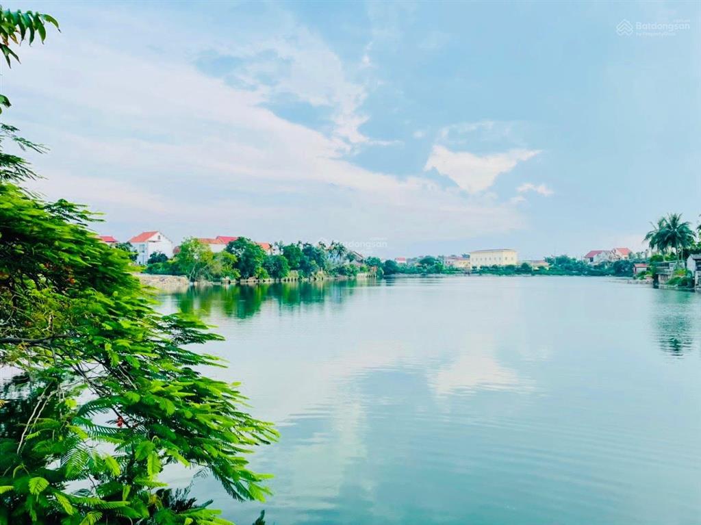 Cực đẹp! bán 1000m2 view hồ tại văn giang, hưng yên, cạnh dự án xuân cầu, đường di sản