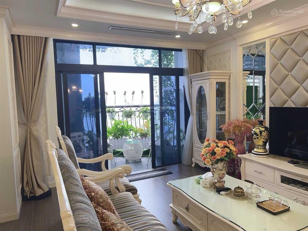 Chính chủ cần gấp 86m2 ban công đông nam tòa ct1a giá 6,4 tỷ. 0988 288 *** tầng trung view đẹp