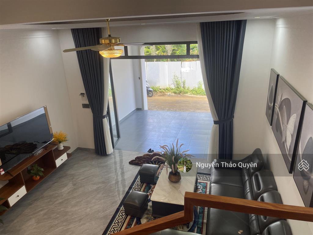 Chính chủ cần bán nhà trung tâm phường 2  tp. bảo lộc  để lại toàn bộ nội thất