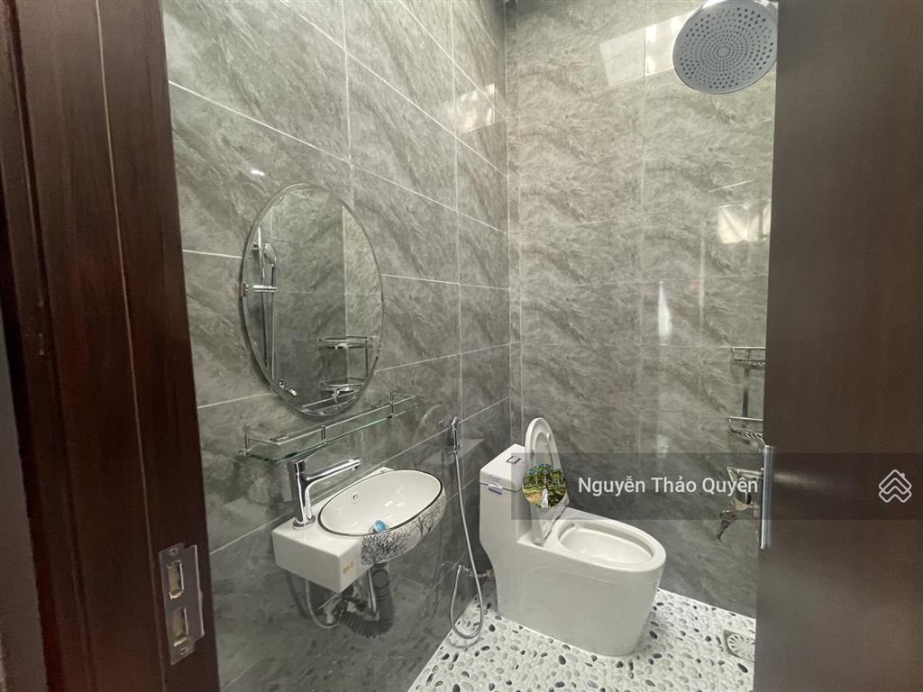 Chính chủ cần bán nhà trung tâm phường 2  tp. bảo lộc  để lại toàn bộ nội thất