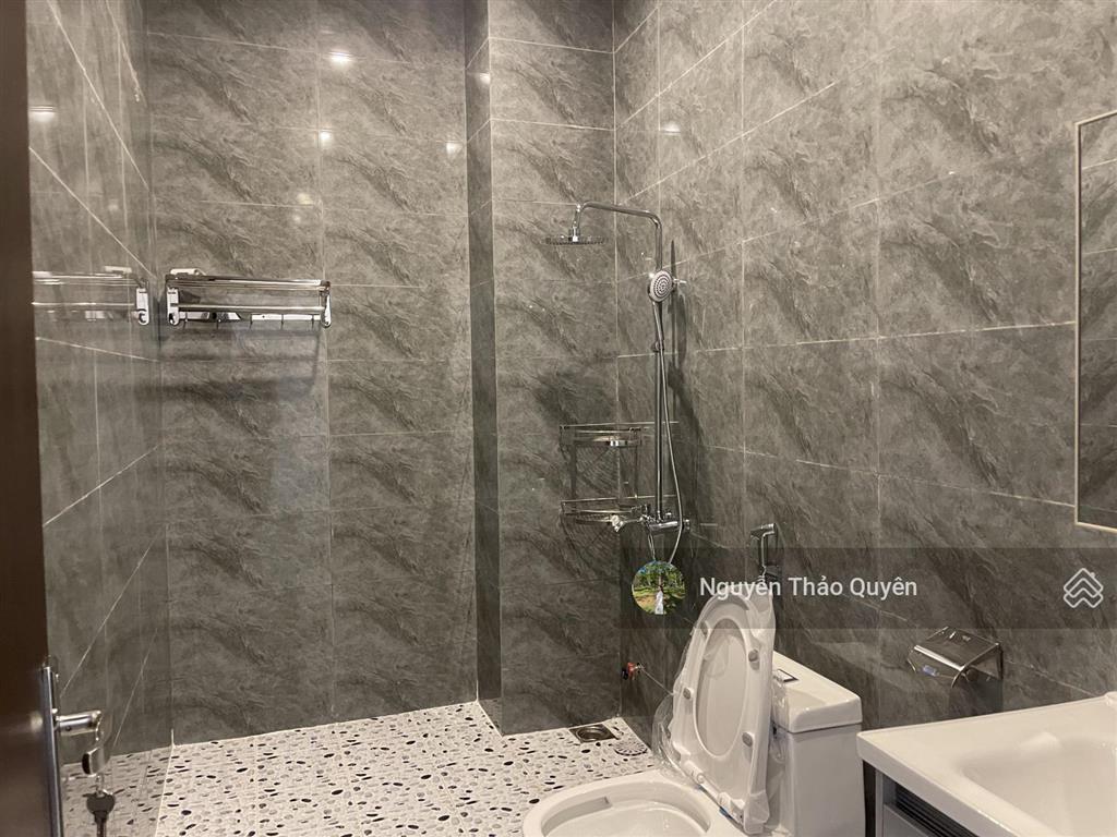 Chính chủ cần bán nhà trung tâm phường 2  tp. bảo lộc  để lại toàn bộ nội thất