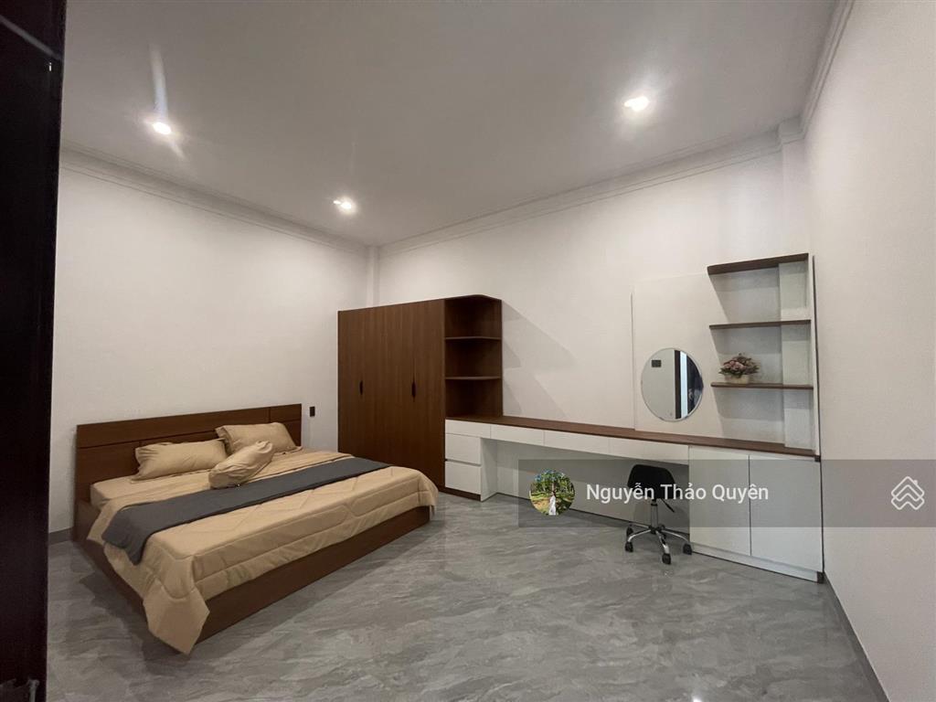 Chính chủ cần bán nhà trung tâm phường 2  tp. bảo lộc  để lại toàn bộ nội thất