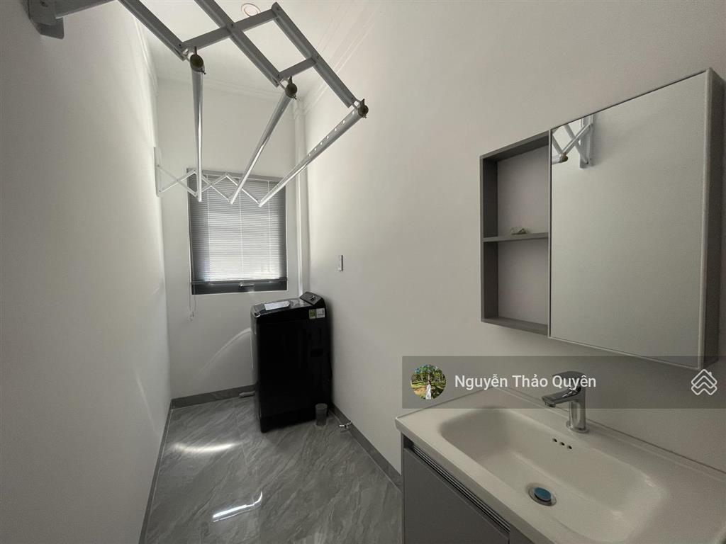 Chính chủ cần bán nhà trung tâm phường 2  tp. bảo lộc  để lại toàn bộ nội thất