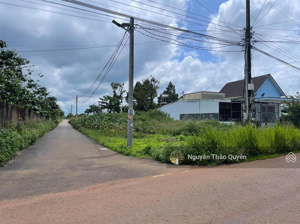 Chính chủ bán đất thôn 12 lộc ngãi  ngay nhà thờ lâm phát  5mx21m sẵn thổ cư giá chỉ 380tr