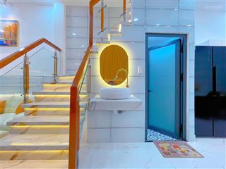 Sản phẩm mới! nhà ngay trục quốc hương, thảo điền, q2, dt 62,4m2, cho thuê 35tr, giá 4tỷ990, sổ sẵn