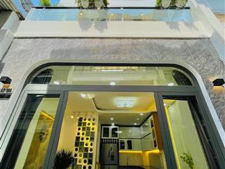 Bán nhà sát quận 1 giá nhỉnh 3 tỷ! lê văn duyệt, p 1, bình thạnh, dt 24m2, giá 3 tỷ 050, sổ sẵn