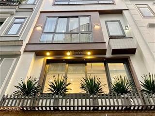 Cần tiền cho con đi du học bán gấp nhà nơ trang long, p13, bình thạnh, dt 67,8m2, giá 3 tỷ 750tr.