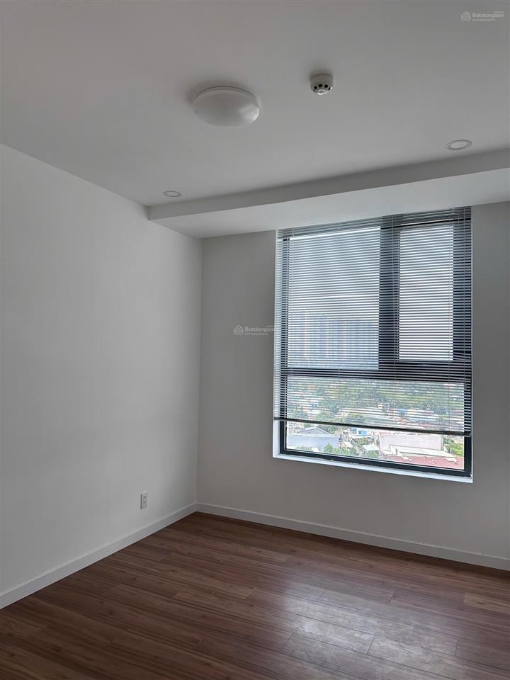 Em bán căn góc 75 m2 giá tốt 2pn  2wc.  0906 893 *** giá sốc