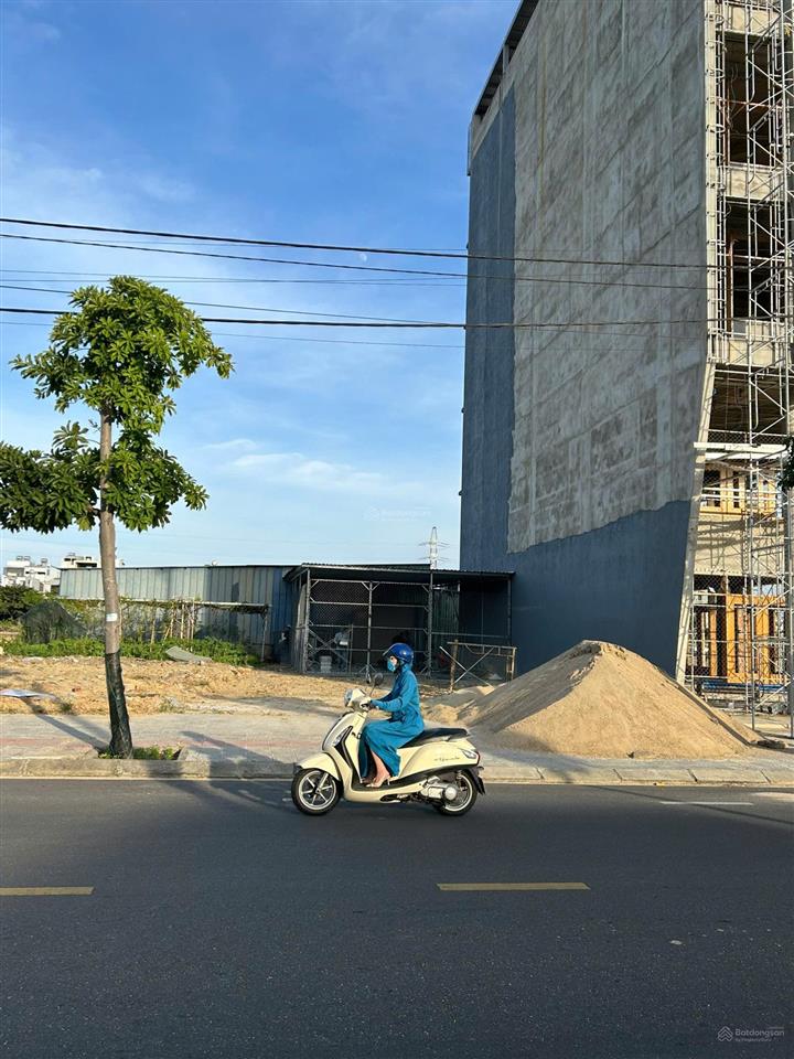 Án b1140 mt lê quảng chí có lô lẻ giá bán 9.2 tỷ dt 100m2
