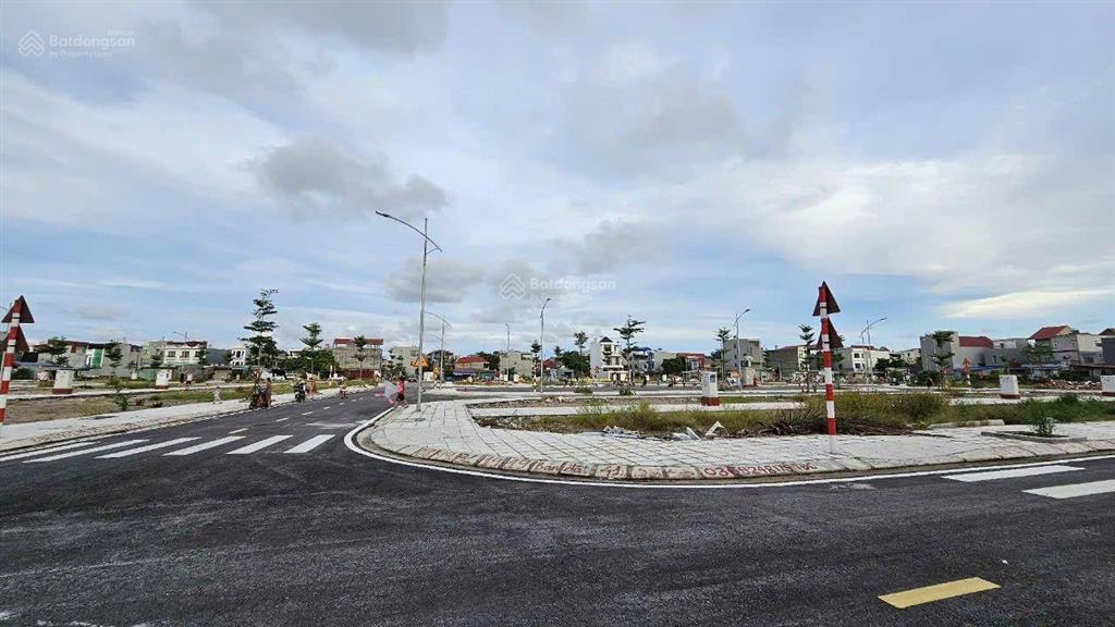 Chỉ 2,29 tỷ cho lô tái định cư phương khê gần bệnh viện nhi đức. diện tích 44m2 đường 7m, xây đẹp
