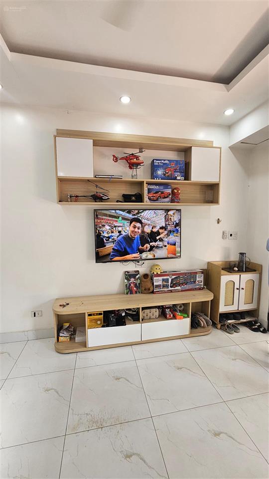 Bán nhà 2 tầng phố phan trứ. ngõ cực nông, nhà đẹp về ở ngay. tiện ích ngập tràn.