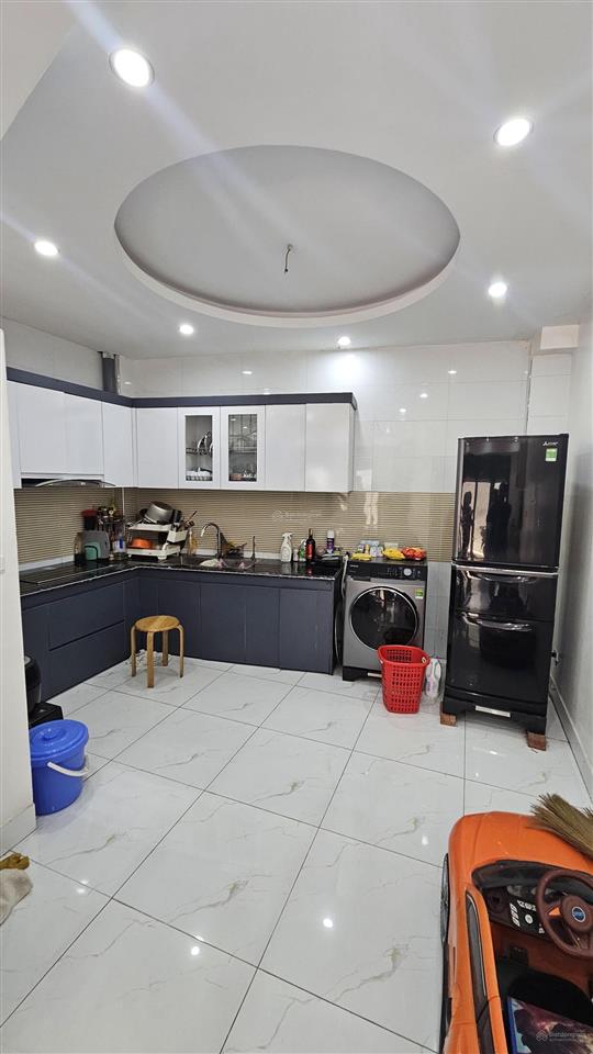 Bán nhà 2 tầng phố phan trứ. ngõ cực nông, nhà đẹp về ở ngay. tiện ích ngập tràn.