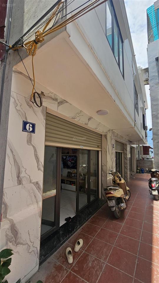 Bán nhà 2 tầng phố phan trứ. ngõ cực nông, nhà đẹp về ở ngay. tiện ích ngập tràn.