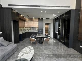 Bán nhà 52m2x5t thang máy, phố chùa láng, đống đa. 20m ra phố, oto, kinh doanh. giá 14,8tỷ sổ vuông