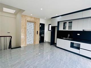 Chỉ 12 tỷ có nhà 50m2x5t thang máy, phố tây sơn, quận đống đa. 10m ra ô tô, full nội thất. sổ vuông