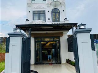 NHÀ MỚI ĐẸP – GIÁ TỐT  – CHÍNH CHỦ CẦN BÁN TẠI Đường Ấp Tân Điền, Xã Long Thượng, Cần