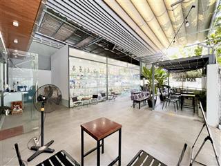 Nhà tiền chế cửa kính đẹp đường nguyễn văn hưởng 200m2 hợp kd nhà hàng, showroom