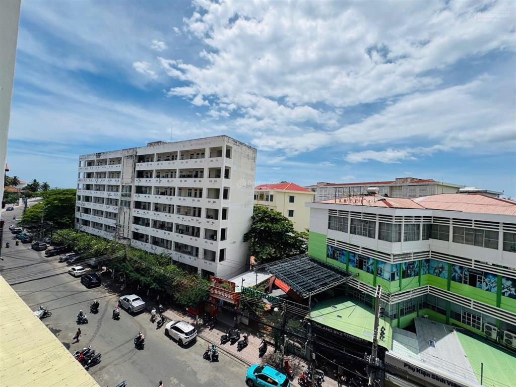 Bán gấp căn hộ 3 phòng ngủ napoleon nha trang giá tốt 2.8 tỷ  sở hữu lâu dài  nội thất đẹp full