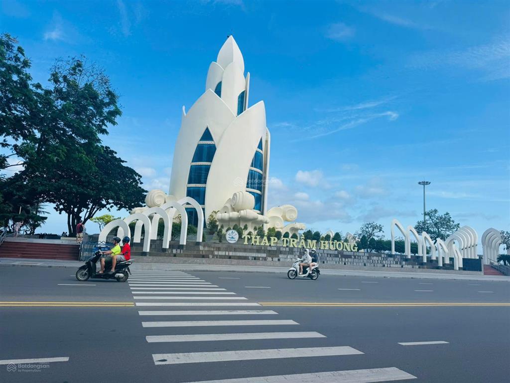 Cho thuê đất trung tâm thành phố du lịch nha trang  khu ẩm thực sầm uất gần tháp trầm hương