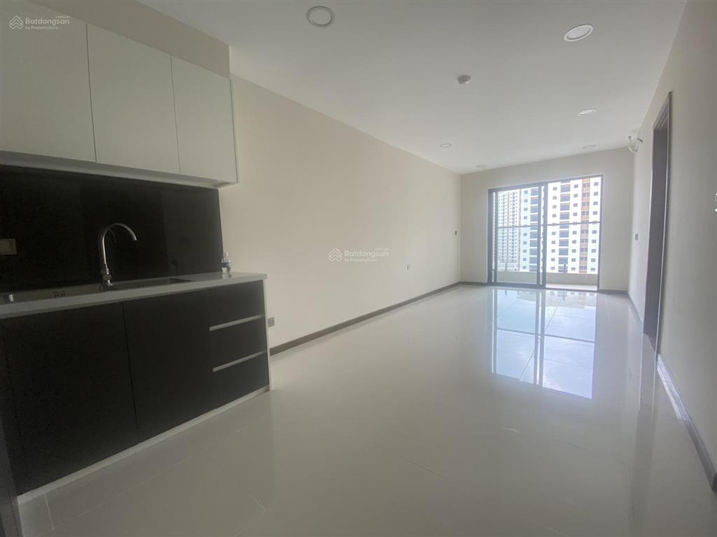 Bán căn hộ 1pn 56m2 nhà hoàn thiện cơ bản không bị chắn view giá chỉ 6.8 tỷ