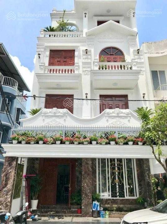 Khan hiếm biệt thự ngay công viên lê thị riêng. đường trường sơn hầm 5 tầng cn 150m giá 42 tỷ