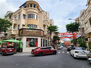 Siêu hiếm căn góc 2 mặt tiền võ thị sáu, quận 1, dt 10x18m  3 tầng  hdt 180 triệu giá 45 tỷ
