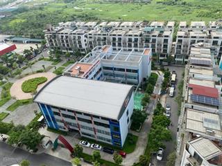 Chính chủ cần bán căn 3pn 2vs tòa k3, dt 102m2, bc đông nam. giá bán 6,5 tỷ bao phí