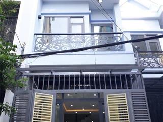 Cho thuê nhanh nhà siêu đẹp tại hoàng cầu, dt 55m2 x 5 tầng, ô tô đỗ cửa. giá thuê chỉ 15tr/tháng