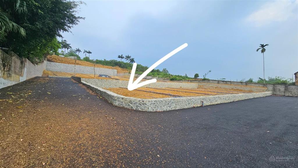 Lô góc trục 2 mặt tiền trục chính đông xuân. đường 7m 3 oto tránh. 5p về đhqg, fpt, cnc hòa lạc