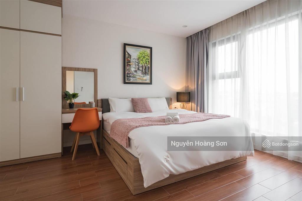 Chỉ 30tr/tháng vào ở ngay căn 2 phòng ngủ, đủ đồ ở tplace 30a lý thường kiệt.  sơn 0906 244 ***