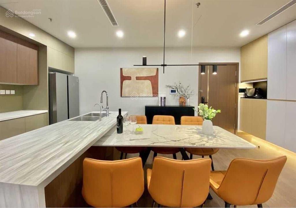 Trống ngay căn 2pn giá chỉ 32tr/tháng ở chung cư pacific place  83b lý thường kiệt.  0906 244 ***
