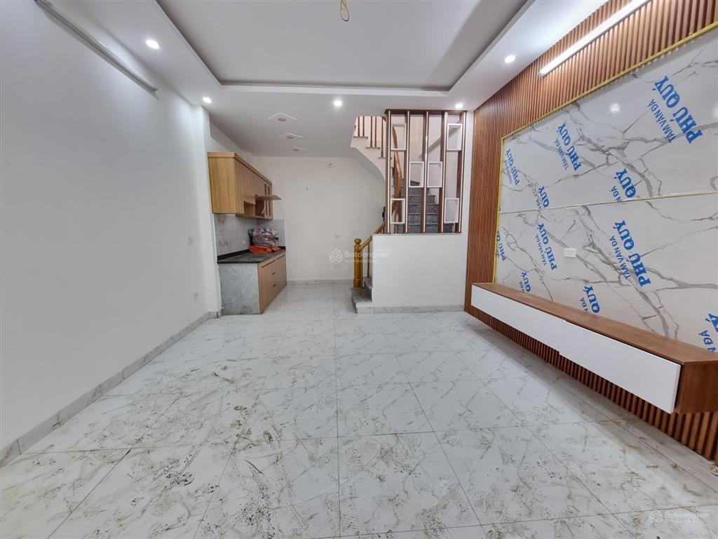 2.45 tỷ ngay biên giang hà đông, nhà 35m2, 4 tầng, ngay ql6 mở rộng, ô tô đỗ ngay nhà 0946 393 ***