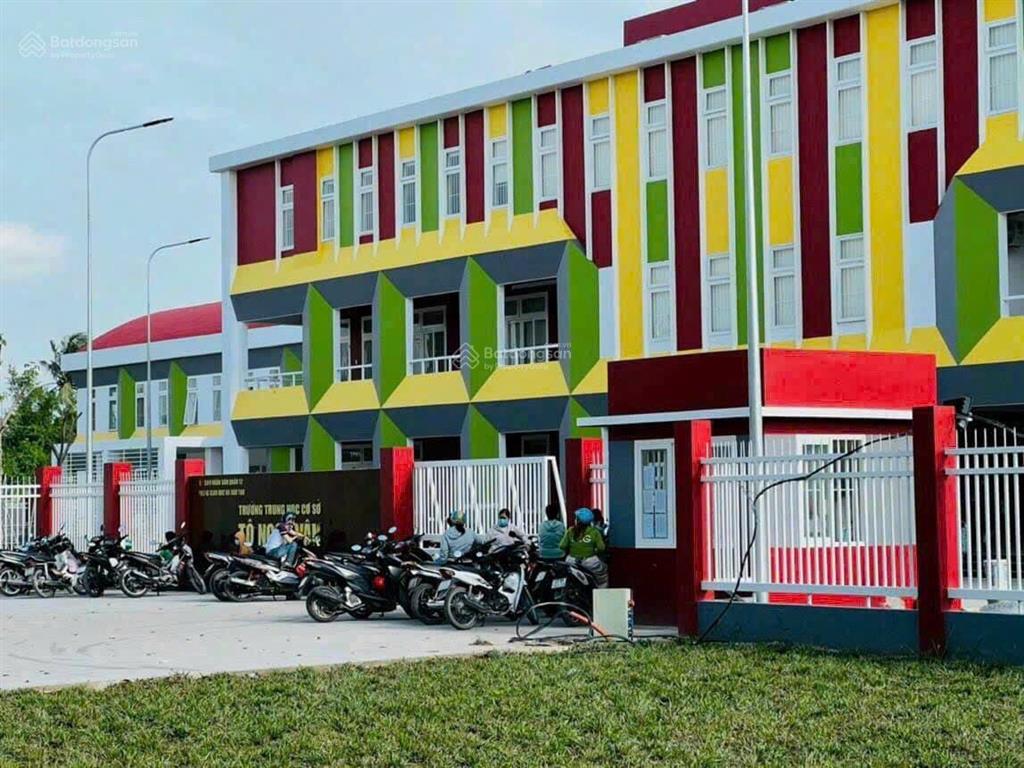Bán lô 5x17m giá tốt ngay trường tô ngọc vân. thạnh xuân .q 12