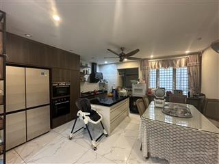 Bán nhà phân lô  ô tô vào nhà  ngõ thông  vị trí vip  nguyễn phong sắc vỉa hè dt 60m