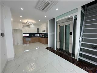 Bán nhà phân lô hoàng quốc việt  60m x 7 tầng, thang máy  chỉ 25 tỷ
