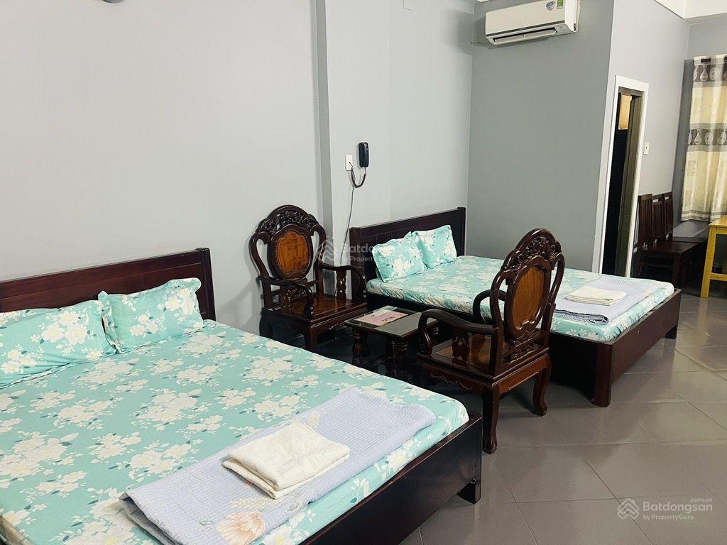 Bán khách sạn mặt tiền đường trần văn mười, 5 tầng, thu nhập trên 40triệu/th. hơn 10 tỷ