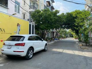 Khu 88 căn dương quảng hàm p6  5.6m x 15m (đường 10m  bàn cờ thông thoáng)  gía 9.5 tỷ tl