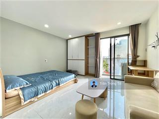 Cho thuê căn hộ studio, bếp xa giường, ban công thoáng, gần chợ bà chiểu, phan đăng lưu
