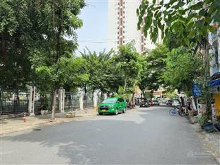 Bán căn nhà đường nội bộ cao lỗ. kế parcmall cao lỗ