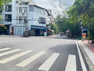 Bán căn nhà 2 mặt tiền, kế parcmall cao lỗ
