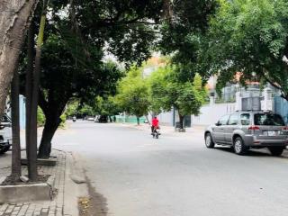 Bán căn nhà giá mềm nội bộ cao lỗ. gần parcmall cao lỗ.