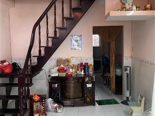 Bán căn nhà hẻm tùng thiện vương . kế cầu chà và.